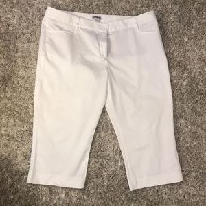 EXPRESS COLUMNIST WHITE CAPRIS